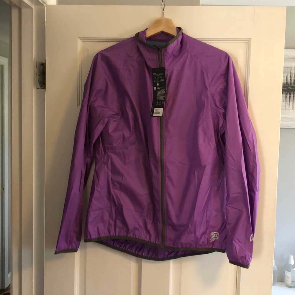 Lightweight jacket